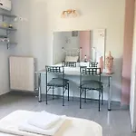 Villeta Nikol Apartment