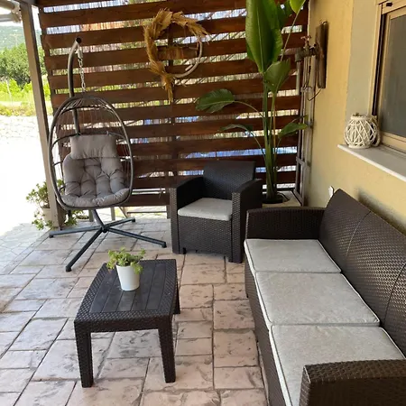 Villeta Nikol Apartman