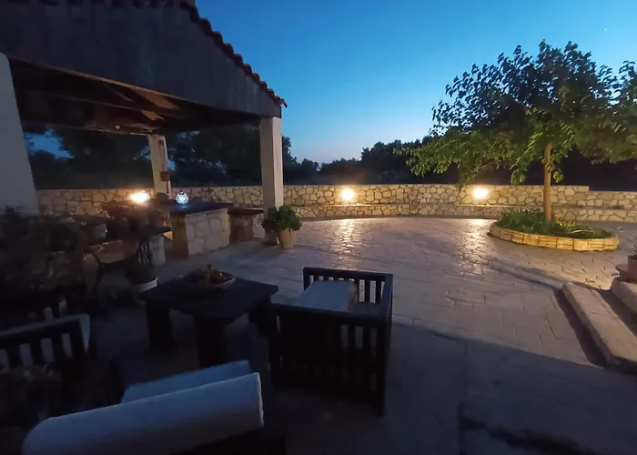 Villeta Nikol Апартаменты Ликсури